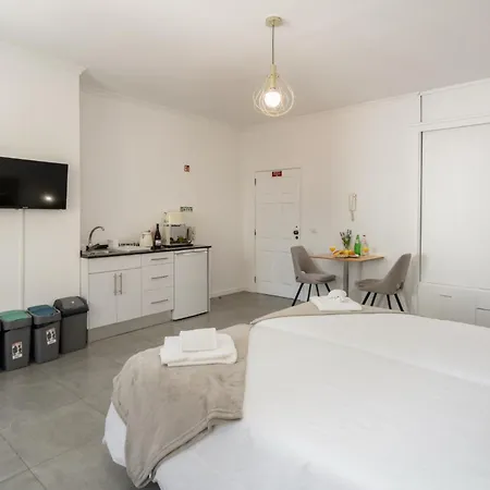 Ourmadeira - Taberna Apartments, Old Town Funchal