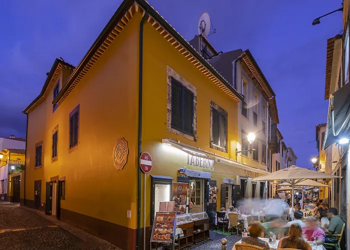 Апартаменты Ourmadeira - Taberna Фуншал